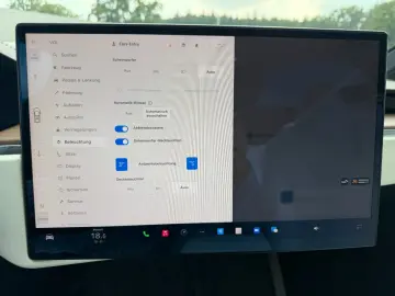 Tesla MODEL X PALLADIUM   EAP4   7 SEAT   ULTRA RED