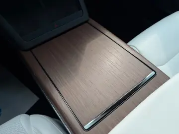 Tesla MODEL X PALLADIUM   EAP4   7 SEAT   ULTRA RED