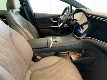 Mercedes-Benz EQE500 4M AMG  HYPERSCR MASSAGE HUD PANO