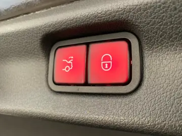 Mercedes-Benz EQE500 4M AMG  HYPERSCR MASSAGE HUD PANO