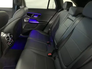 Mercedes-Benz GLC 300de AMG MASSAGE DISTR DIGITAL HUD