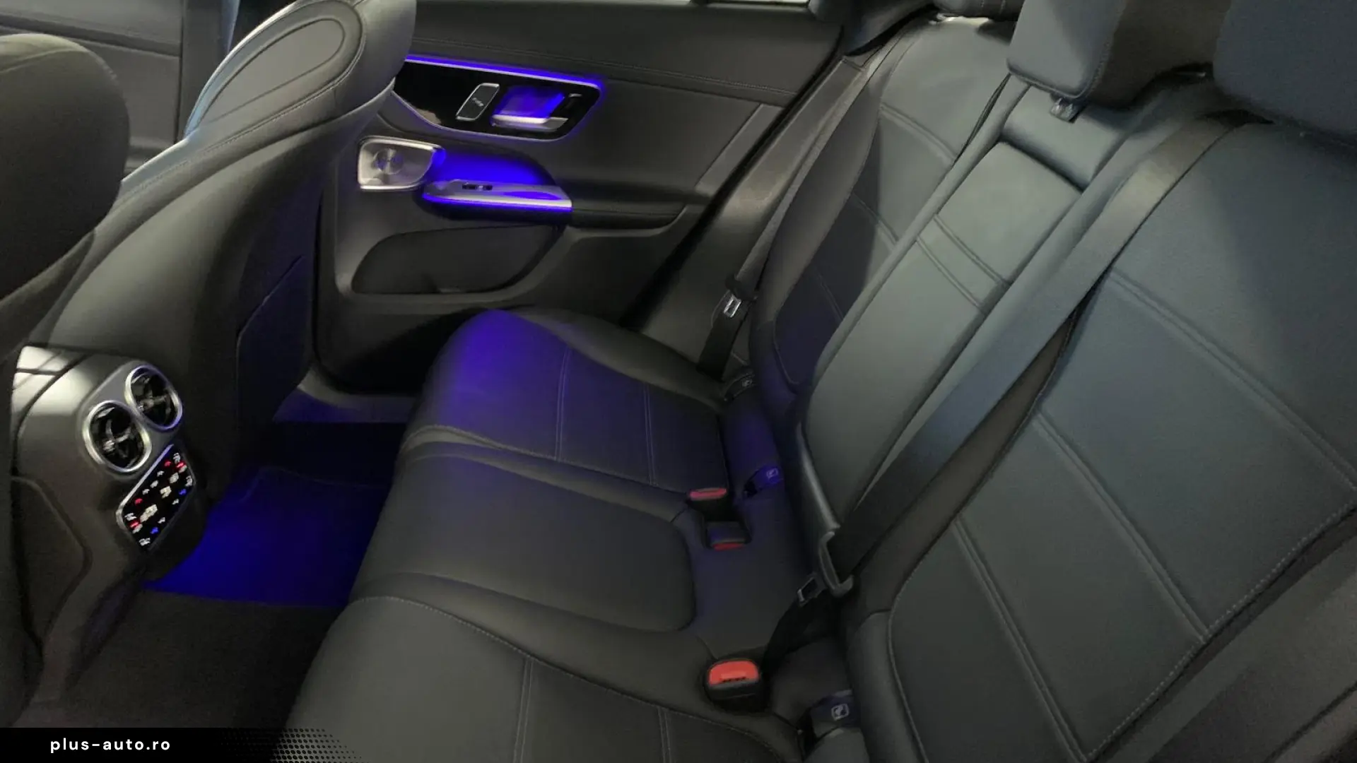 Mercedes-Benz GLC 300de AMG MASSAGE DISTR DIGITAL HUD