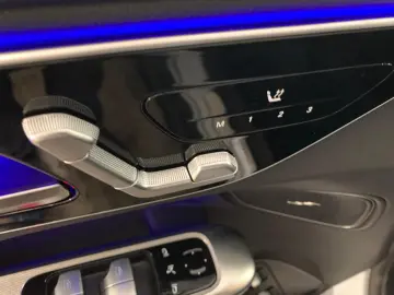 Mercedes-Benz GLC 300e 4M 360Kam 4x SiHz Digital LED