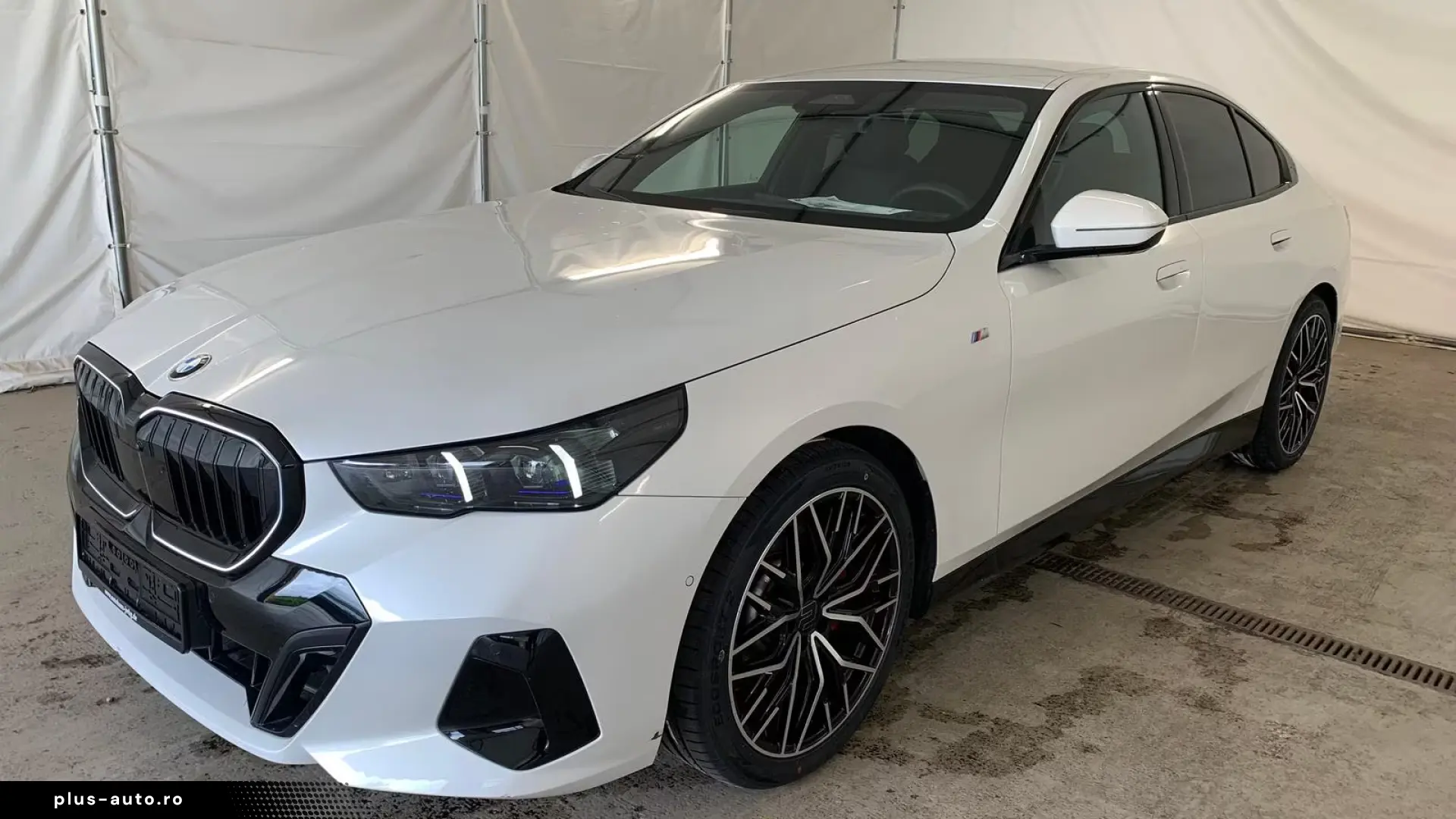 BMW 520 d M SPORT PRO DRIVE  20  360    HUD   ICONIC GLOW