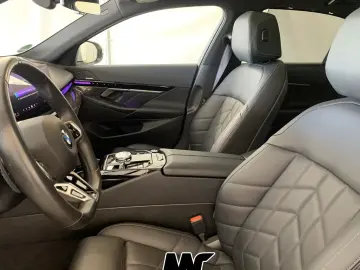 BMW 520 d xDr M Sport Pro DRPROF ICONIC HUD AHK PANO
