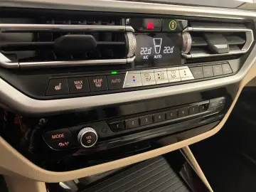 BMW X3 xDr 30 e ACC LASER 360  HUD AHK KEYLESS HiFi