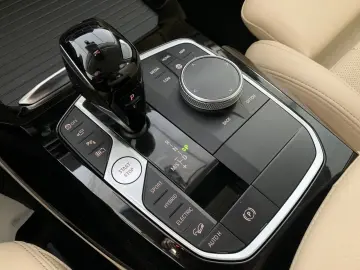 BMW X3 xDr 30 e ACC LASER 360  HUD AHK KEYLESS HiFi