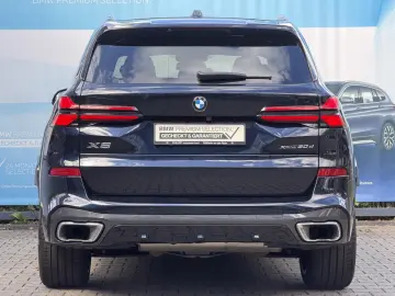 BMW X5 xDrive30d M Sport  Pano Towbar Aux Heater h&k