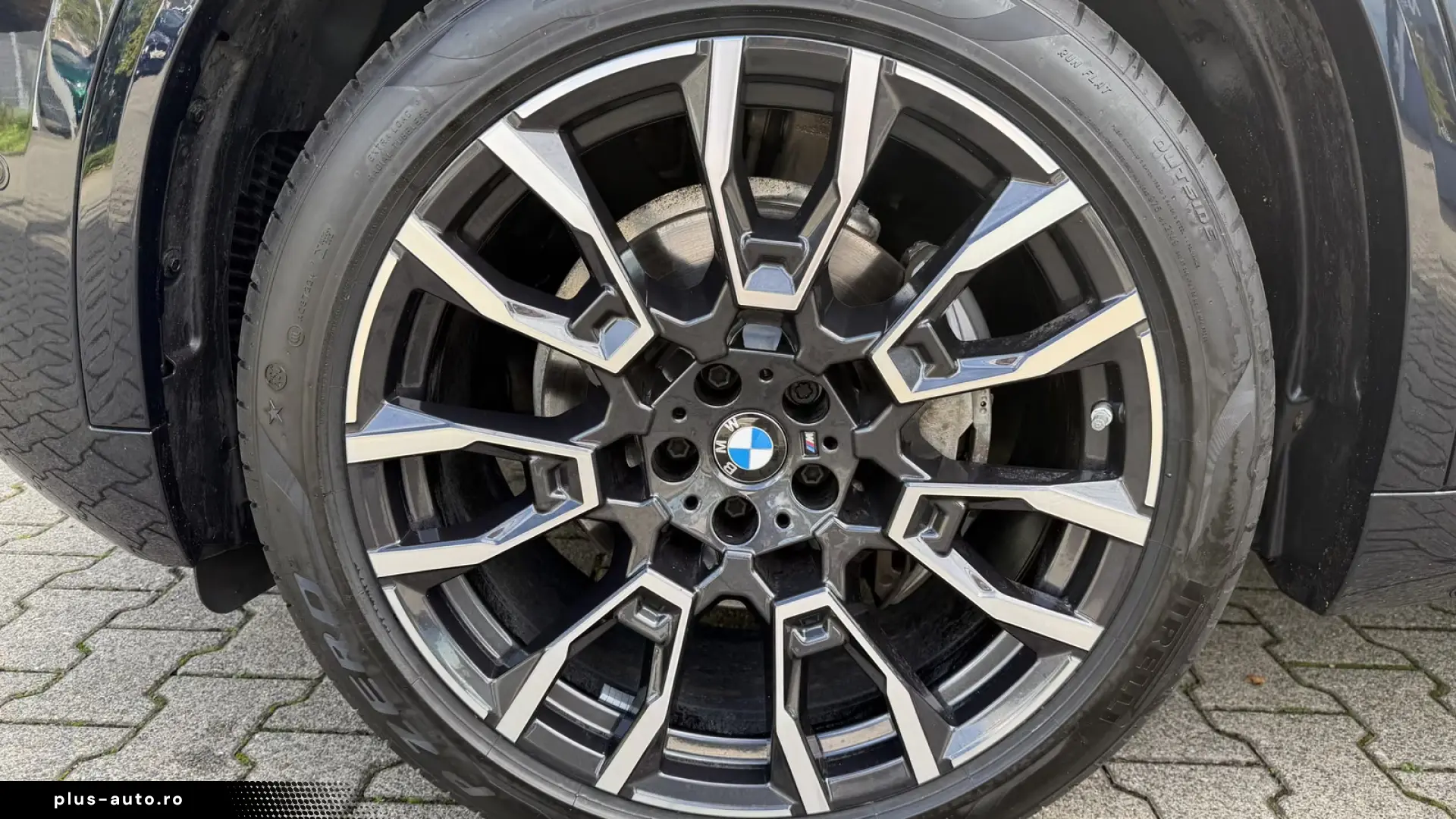 BMW X5 xDrive30d M Sport  Pano Towbar Aux Heater h&k