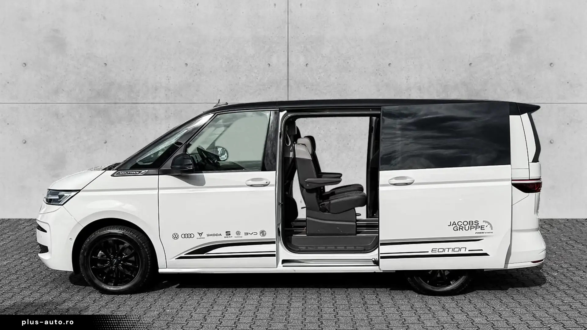 Volkswagen T7 Multivan 2.0 TDI Edition Long   MATRIX PANO