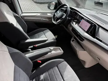 Volkswagen T7 Multivan 2.0 TDI Edition Long   MATRIX PANO