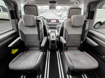 Volkswagen T7 Multivan 2.0 TDI Edition Long   MATRIX PANO