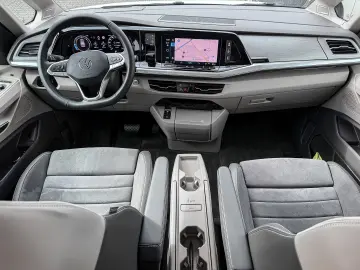 Volkswagen T7 Multivan 2.0 TDI Edition Long   MATRIX PANO