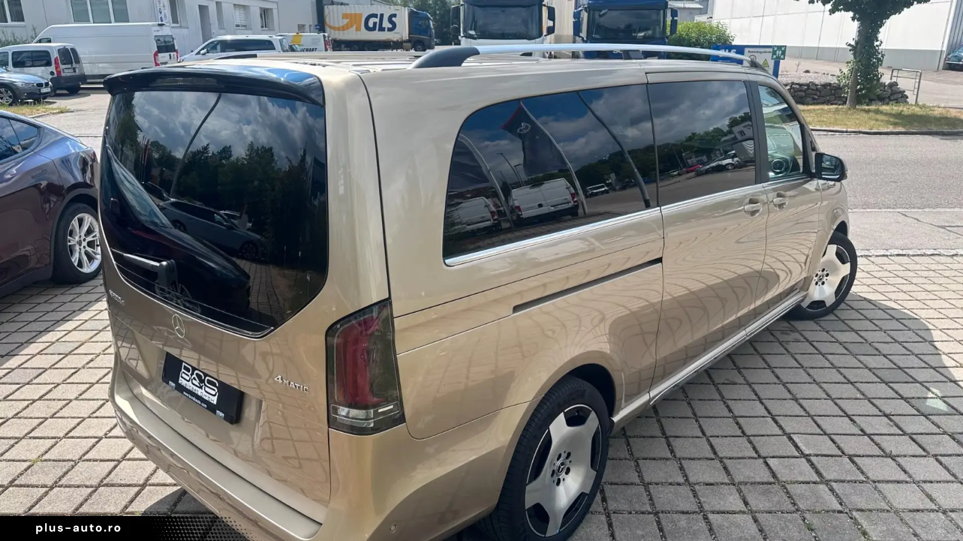 Mercedes-Benz V 300d 4M AMG  Extra Lang DISTR BURM AIRMATIC