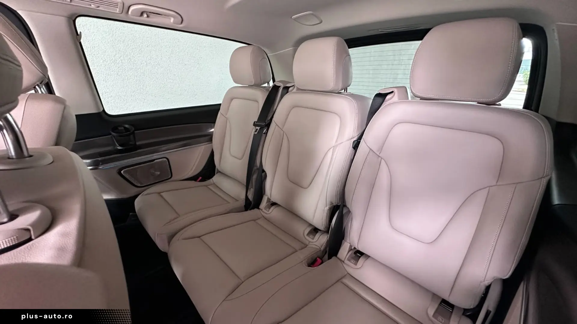 Mercedes-Benz V 300d 4M AMG  Extra Lang DISTR BURM AIRMATIC