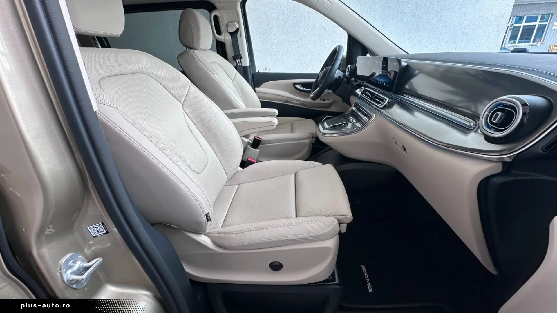 Mercedes-Benz V 300d 4M AMG  Extra Lang DISTR BURM AIRMATIC