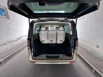 Mercedes-Benz V 300d 4M AMG  Extra Lang DISTR BURM AIRMATIC