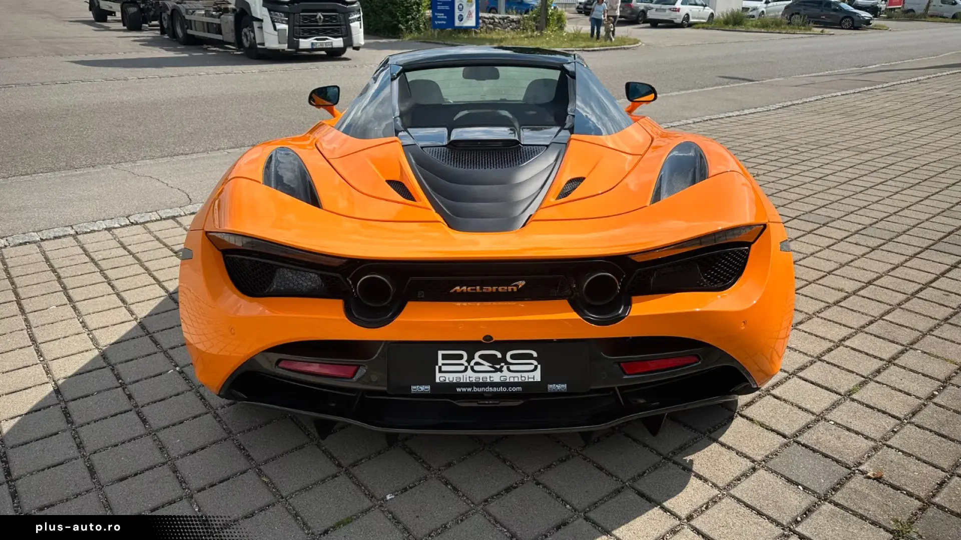 McLaren 720S SPIDER PERFOR. PLUS.KERAMIK CARBON LIFT B&W