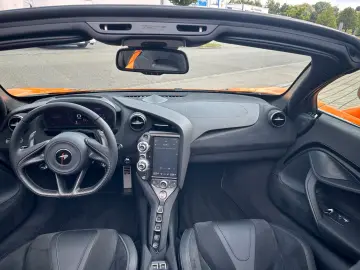 McLaren 720S SPIDER PERFOR. PLUS.KERAMIK CARBON LIFT B&W
