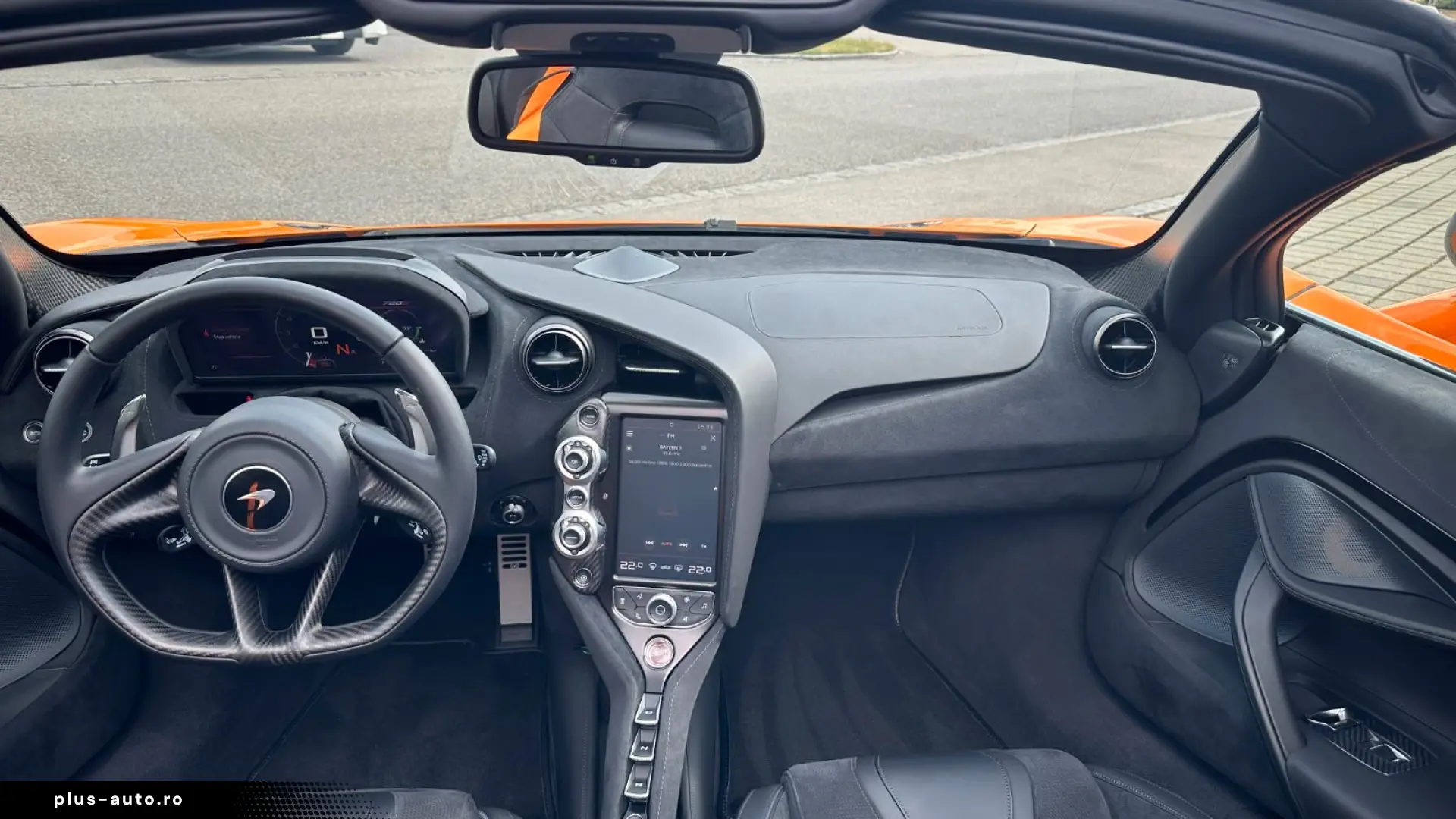 McLaren 720S SPIDER PERFOR. PLUS.KERAMIK CARBON LIFT B&W