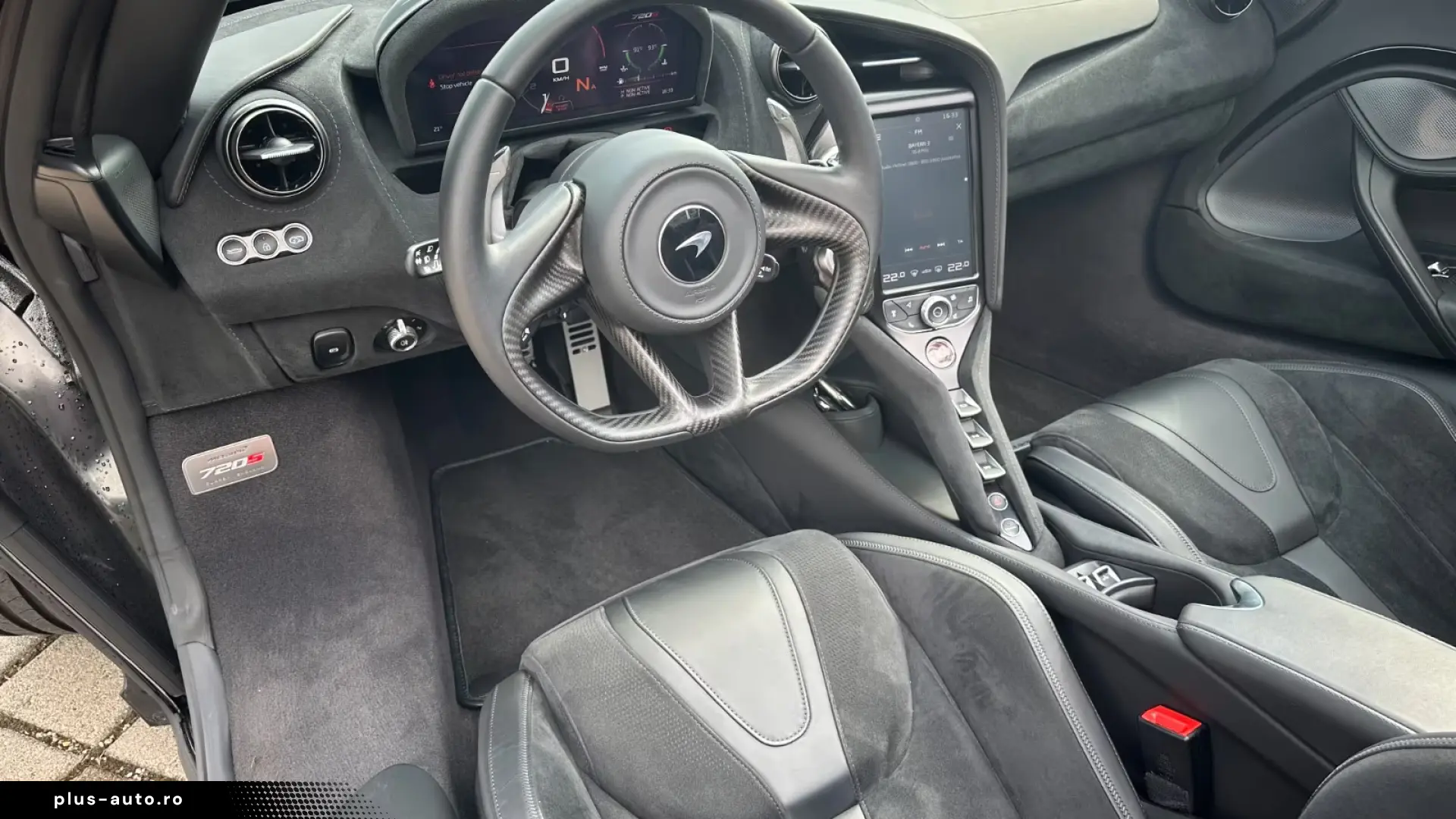 McLaren 720S SPIDER PERFOR. PLUS.KERAMIK CARBON LIFT B&W
