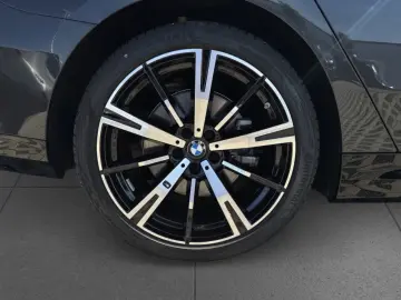 BMW 550e xDr T M SPORT AdLED AHK Pano B&W 360