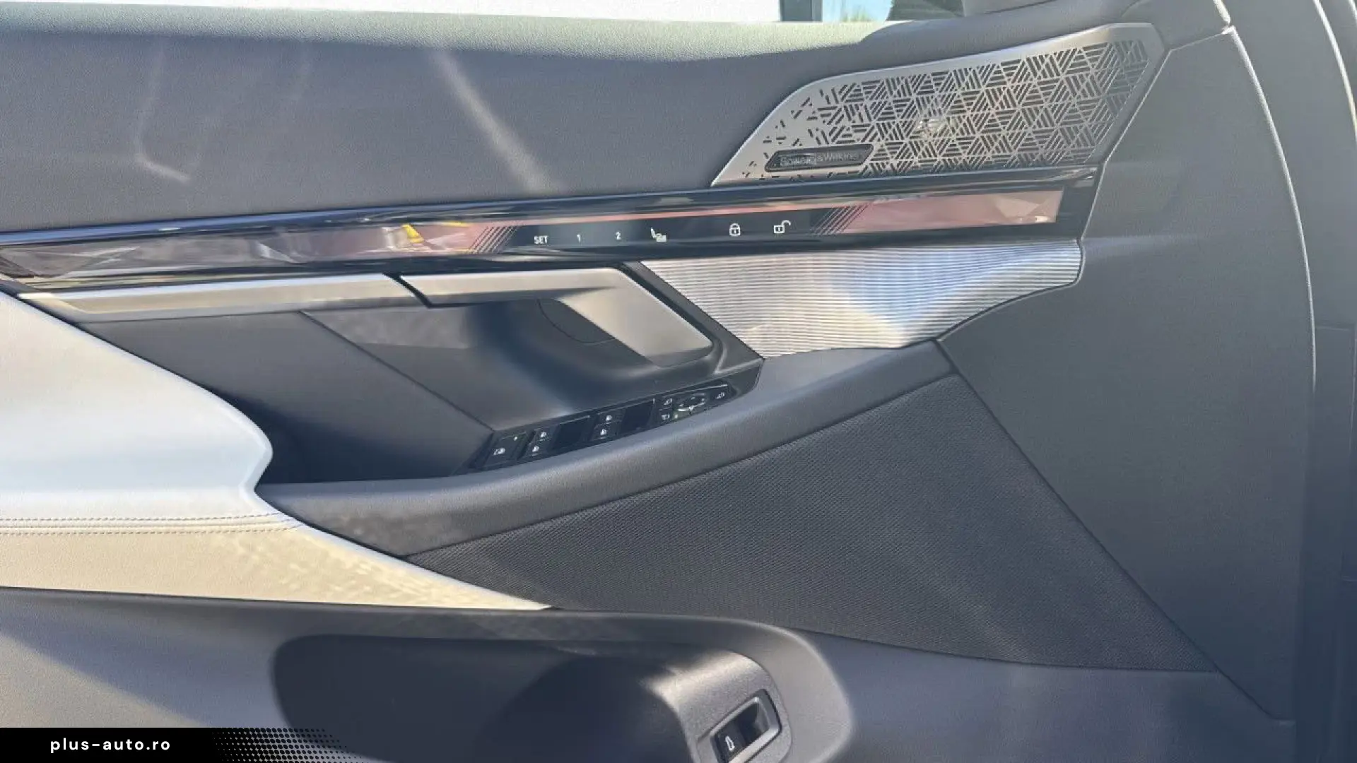BMW 550e xDr T M SPORT AdLED AHK Pano B&W 360