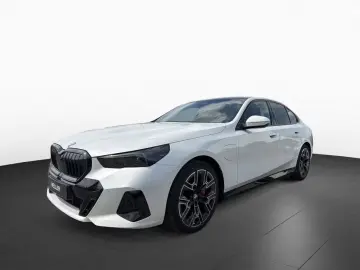 BMW 550e xDr M Sport Pro Pano Iconic H K 360