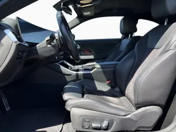 BMW M240i Coupé ACC Camera adaptive driving mode HUD