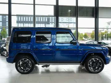 Mercedes-Benz G63 AMG OFFROAD-PAK SUPERIOR MASSAGE 1.HAND