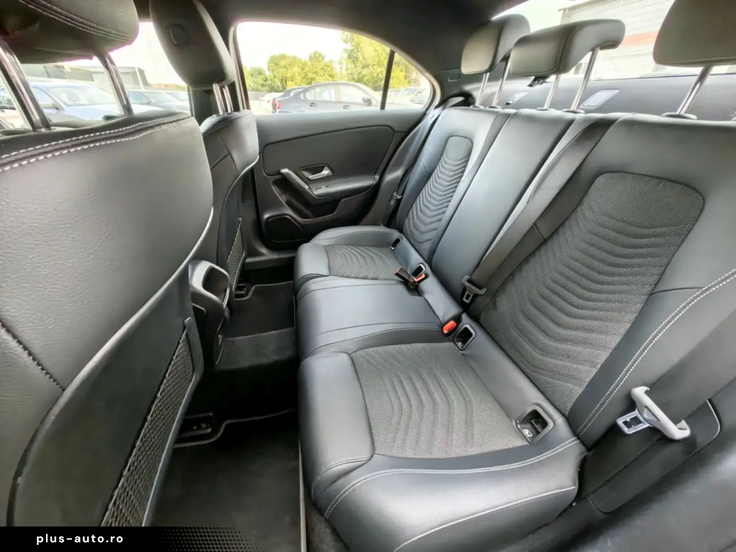 Mercedes-Benz A-180