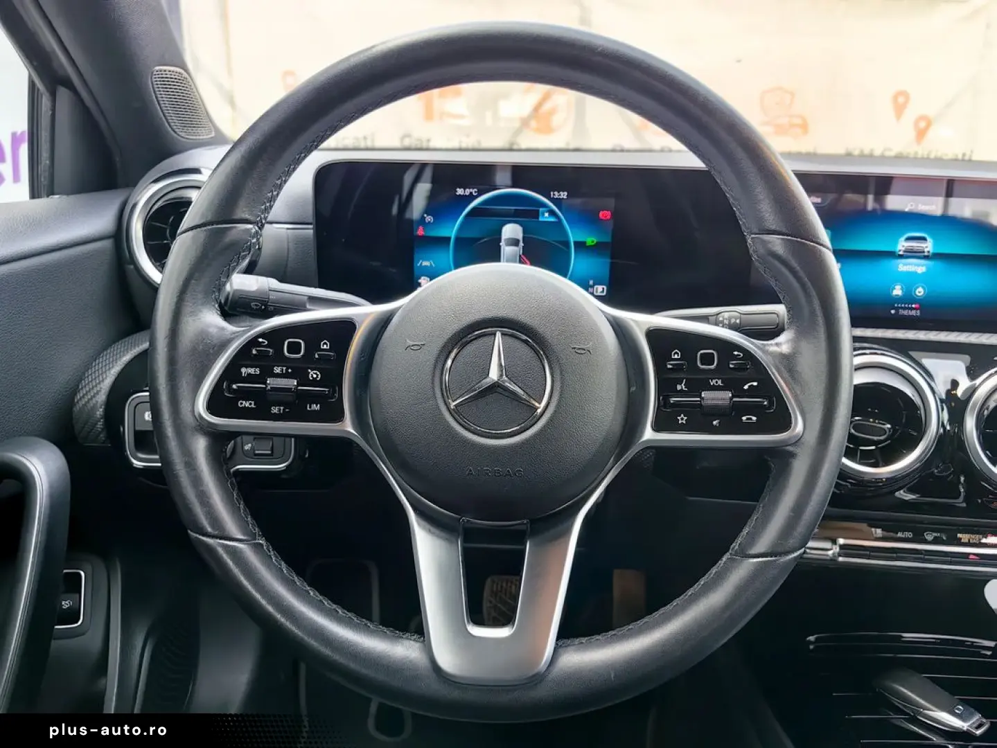 Mercedes-Benz A-180