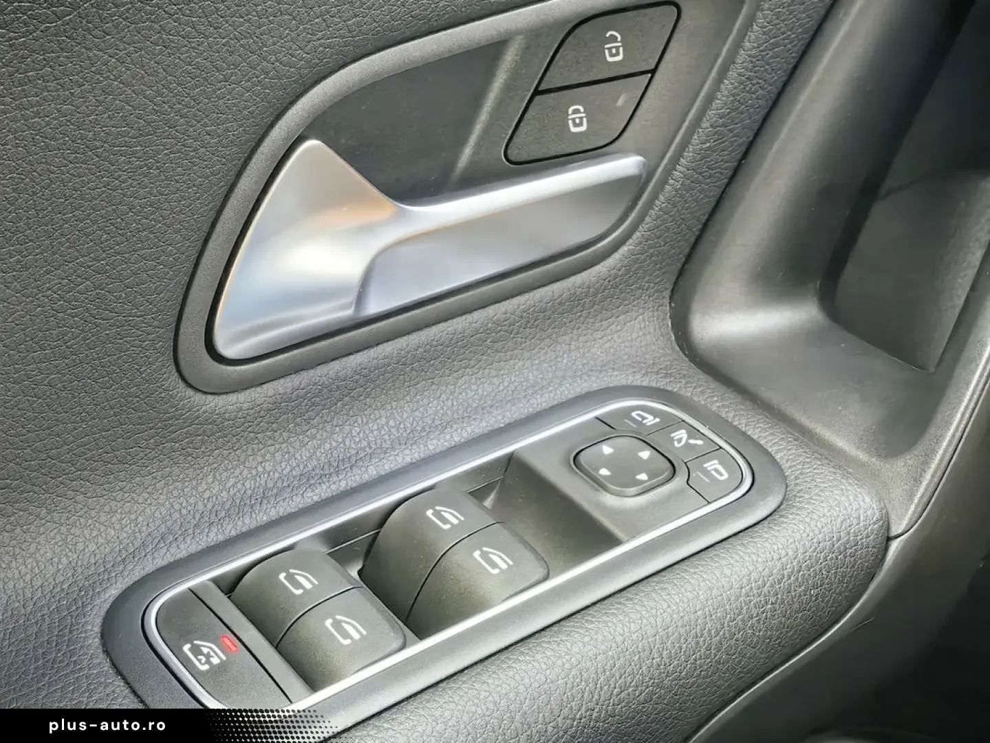 Mercedes-Benz A-180