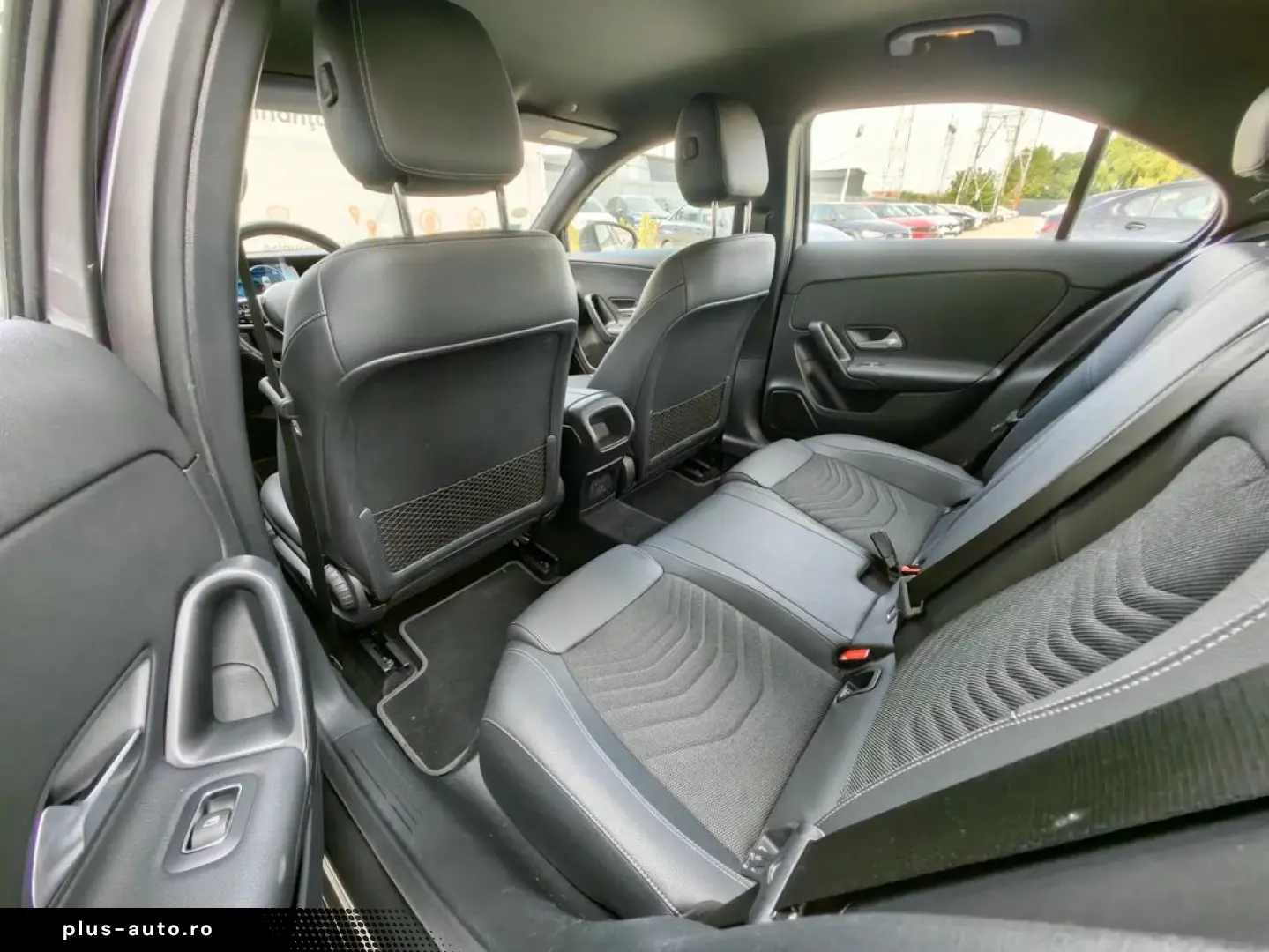 Mercedes-Benz A-180