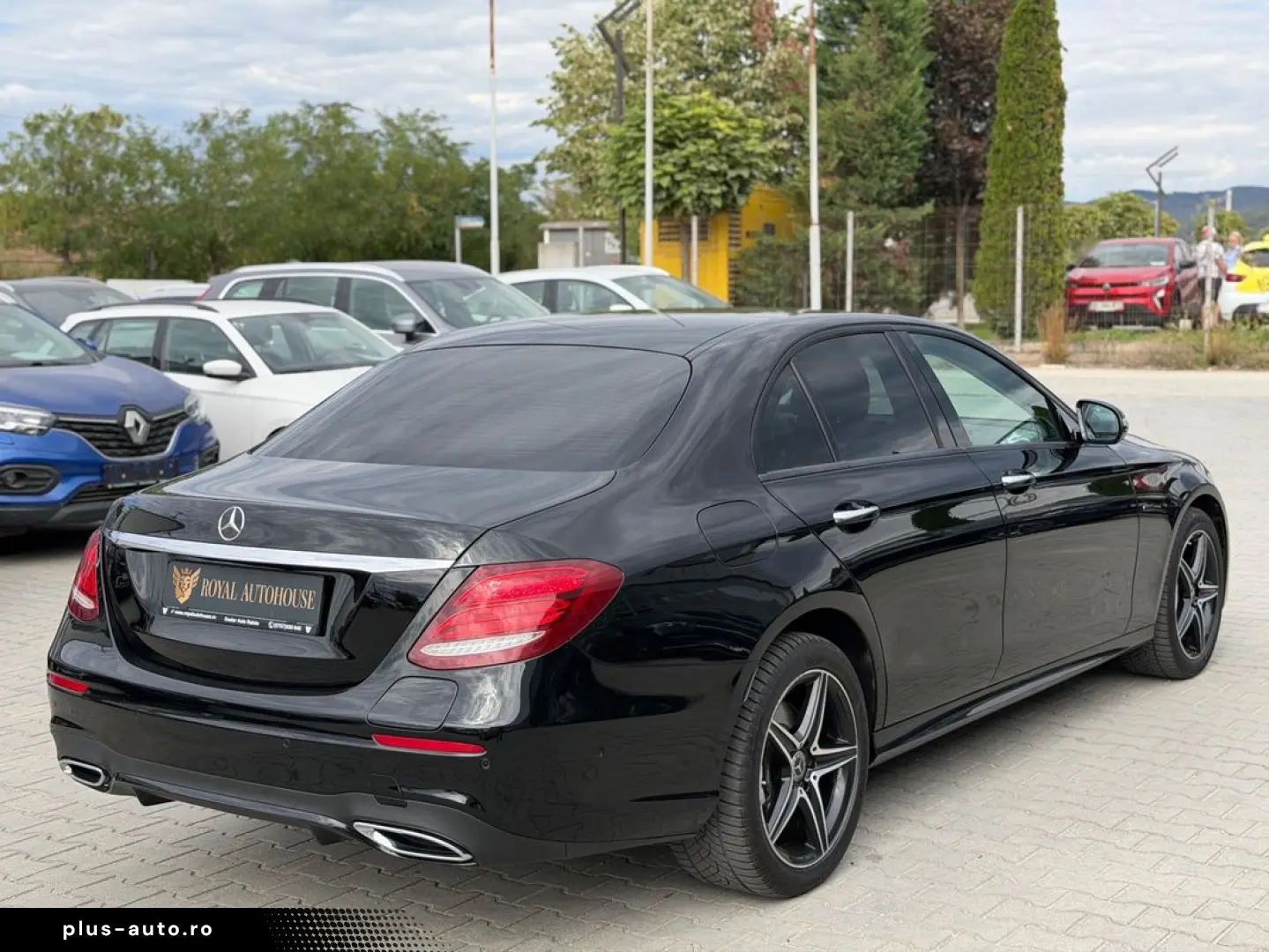 Mercedes-Benz E