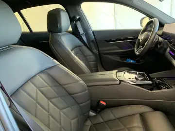 BMW 540 d xDr Lim M Sport Pro ICONIC DR-PRO HUD PANO