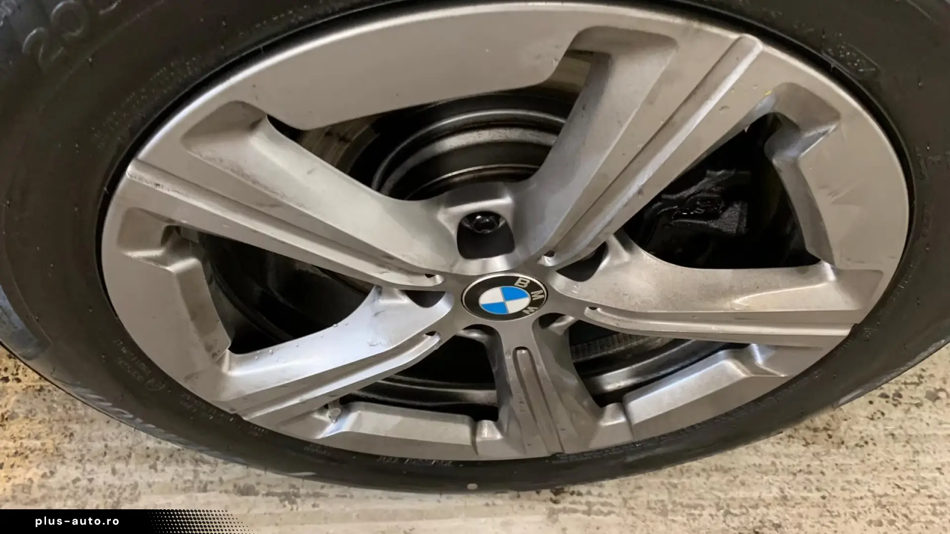 BMW X1 23d xDrive NAVI AHKLED DRIVING ASS