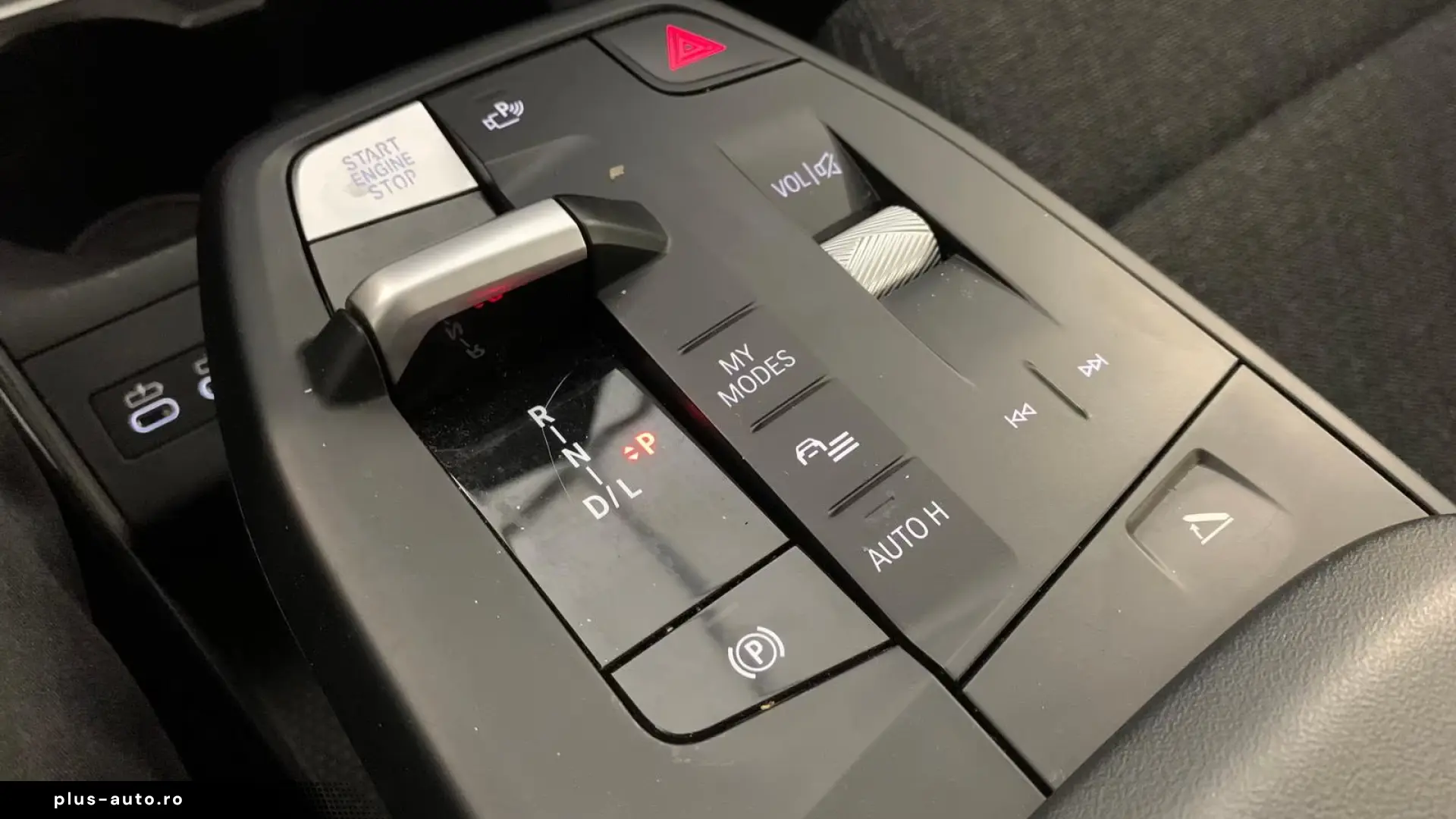 BMW X1 23d xDrive NAVI AHKLED DRIVING ASS