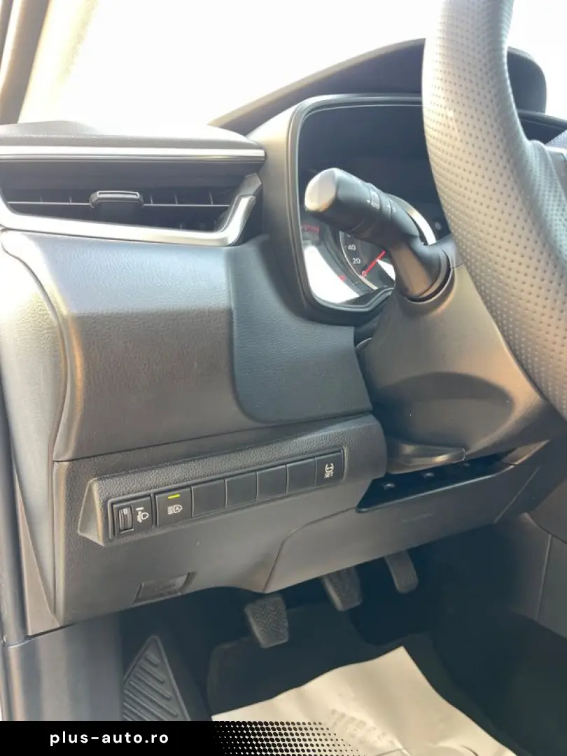 Toyota Corolla 1.5VVT  125CP  Front Assist  Comenzi volan  P