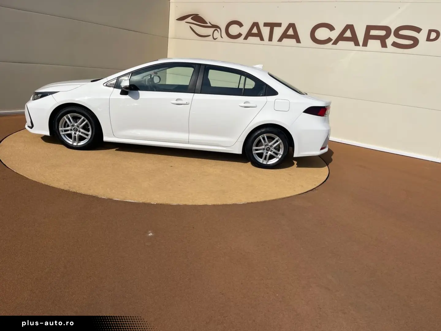 Toyota Corolla 1.5VVT  125CP  Front Assist  Comenzi volan  P