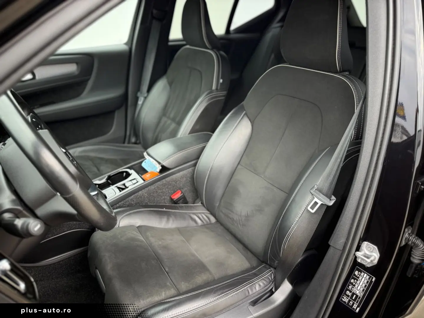 Volvo Xc-40