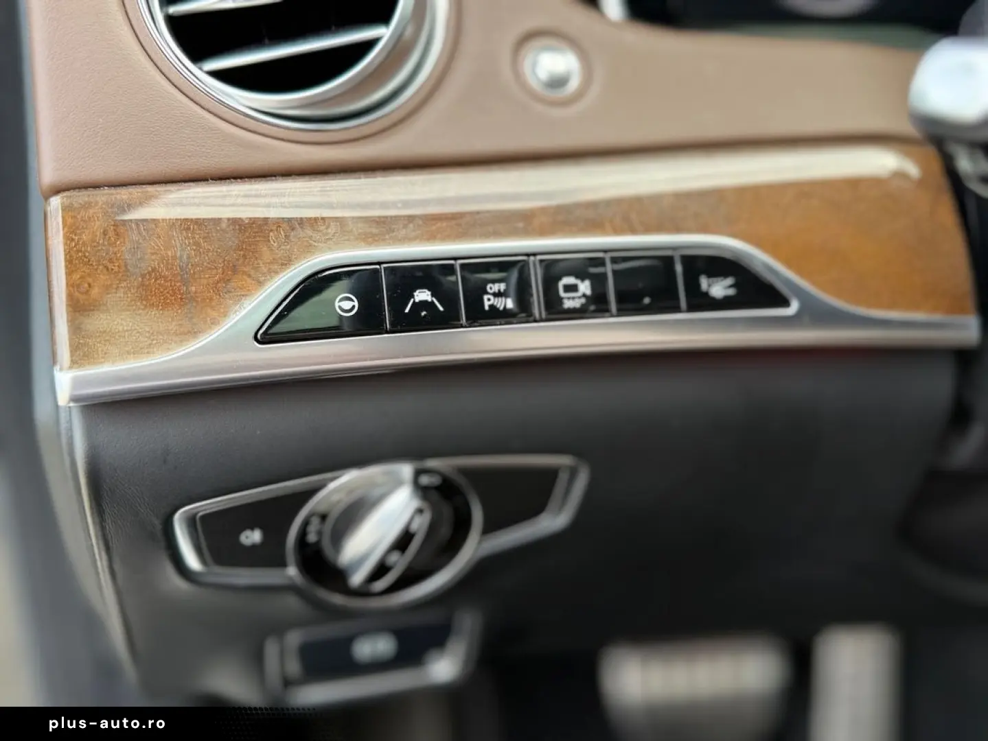 Mercedes-Benz S