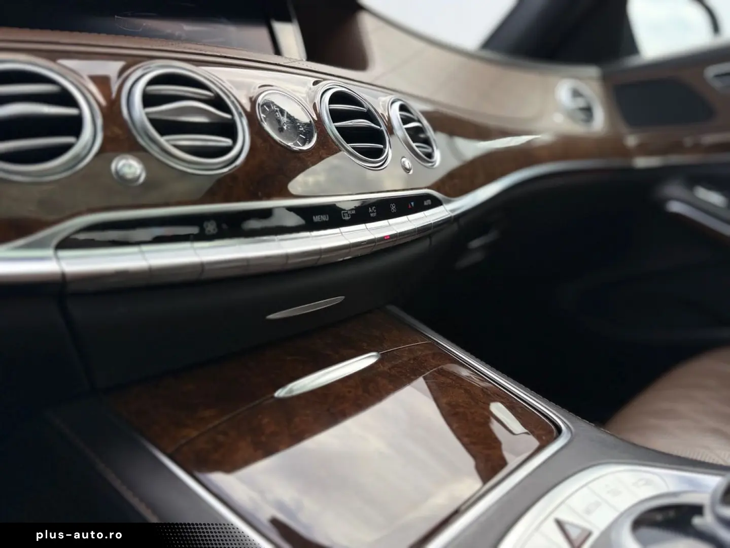 Mercedes-Benz S