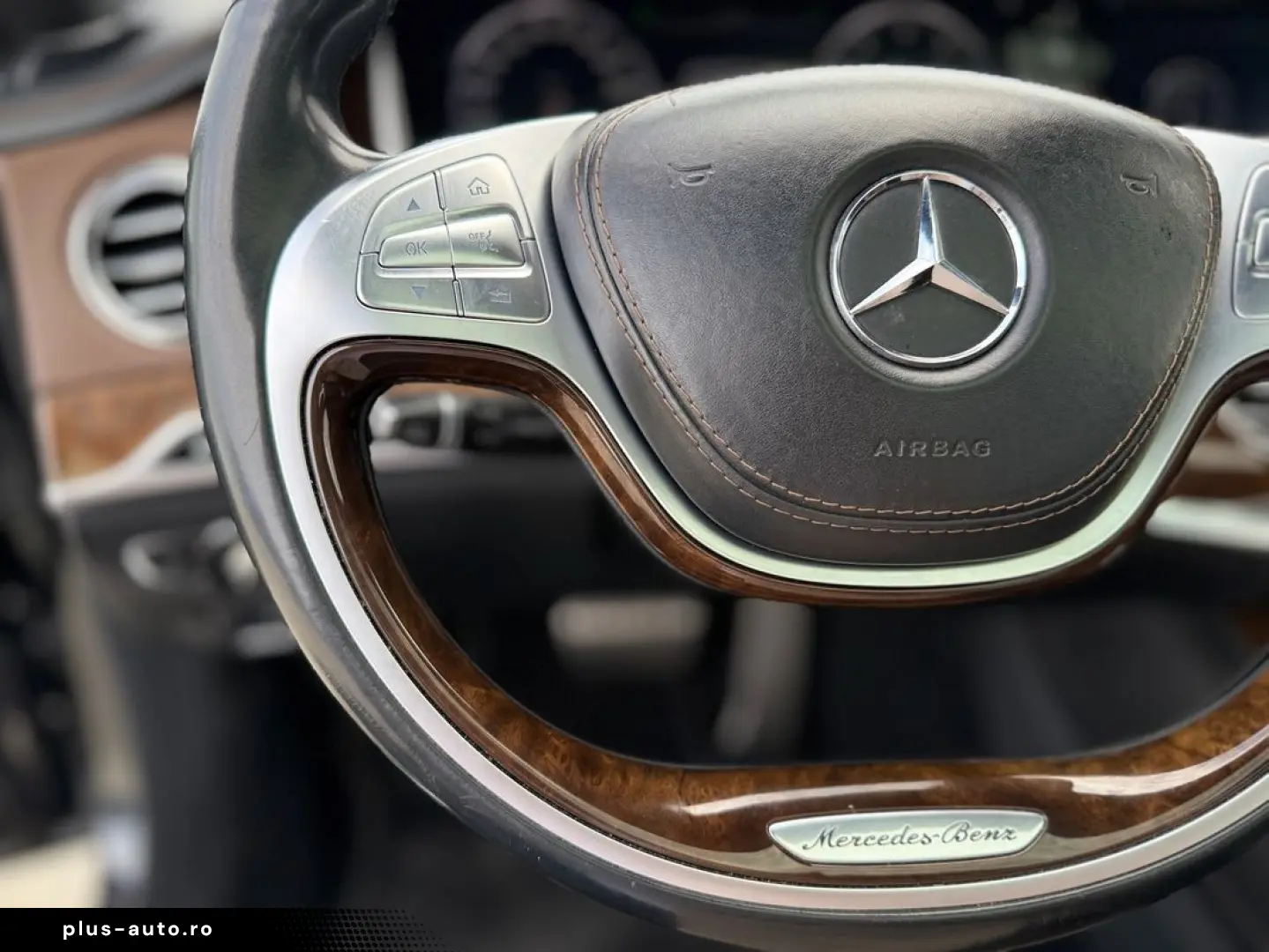 Mercedes-Benz S