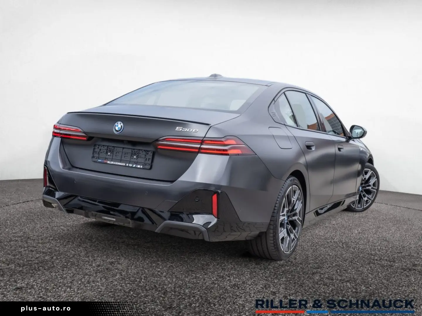 BMW 530e M-Sport Pro NAVI HUD ACC SITZBELÜFTUNG 360