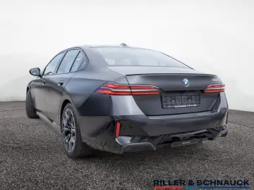 BMW 530e M-Sport Pro NAVI HUD ACC SITZBELÜFTUNG 360