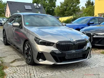 BMW 540 d xDrive M Sport Pro Iconic Glow Pano HUD