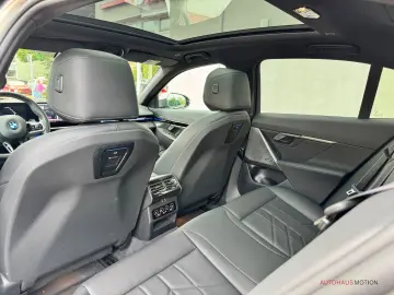 BMW 540 d xDrive M Sport Pro Iconic Glow Pano HUD