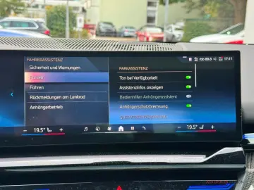 BMW 540 d xDrive M Sport Pro Iconic Glow Pano HUD