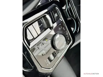 BMW 540 d xDrive M Sport Pro Iconic Glow Pano HUD